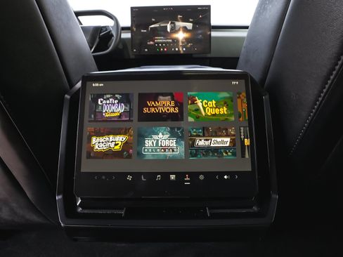 Used 2025 Tesla Cybertruck AWD Crew Cab image 36