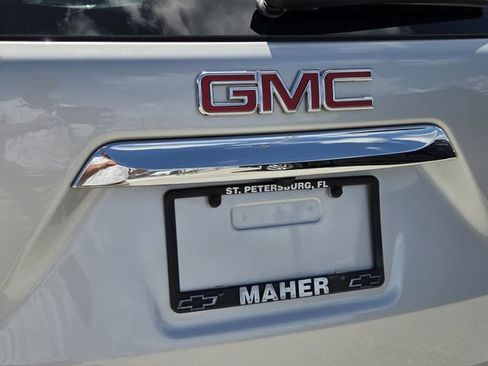 Used 2020 GMC Terrain SLE FWD image 11