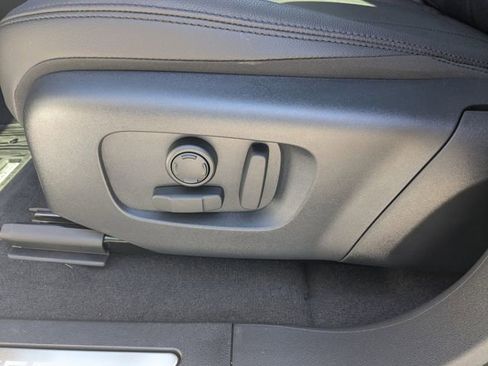 New 2026 Land Rover Range Rover Evoque Dynamic SE image 19