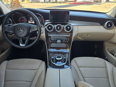Used 2018 Mercedes-Benz C 300 Sedan image 11