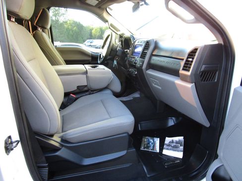 Used 2021 Ford F250 XL w/ STX Appearance Package image 26