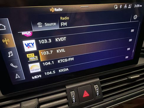 Used 2022 Audi Q5 2.0T Premium Plus w/ Premium Plus Package image 21