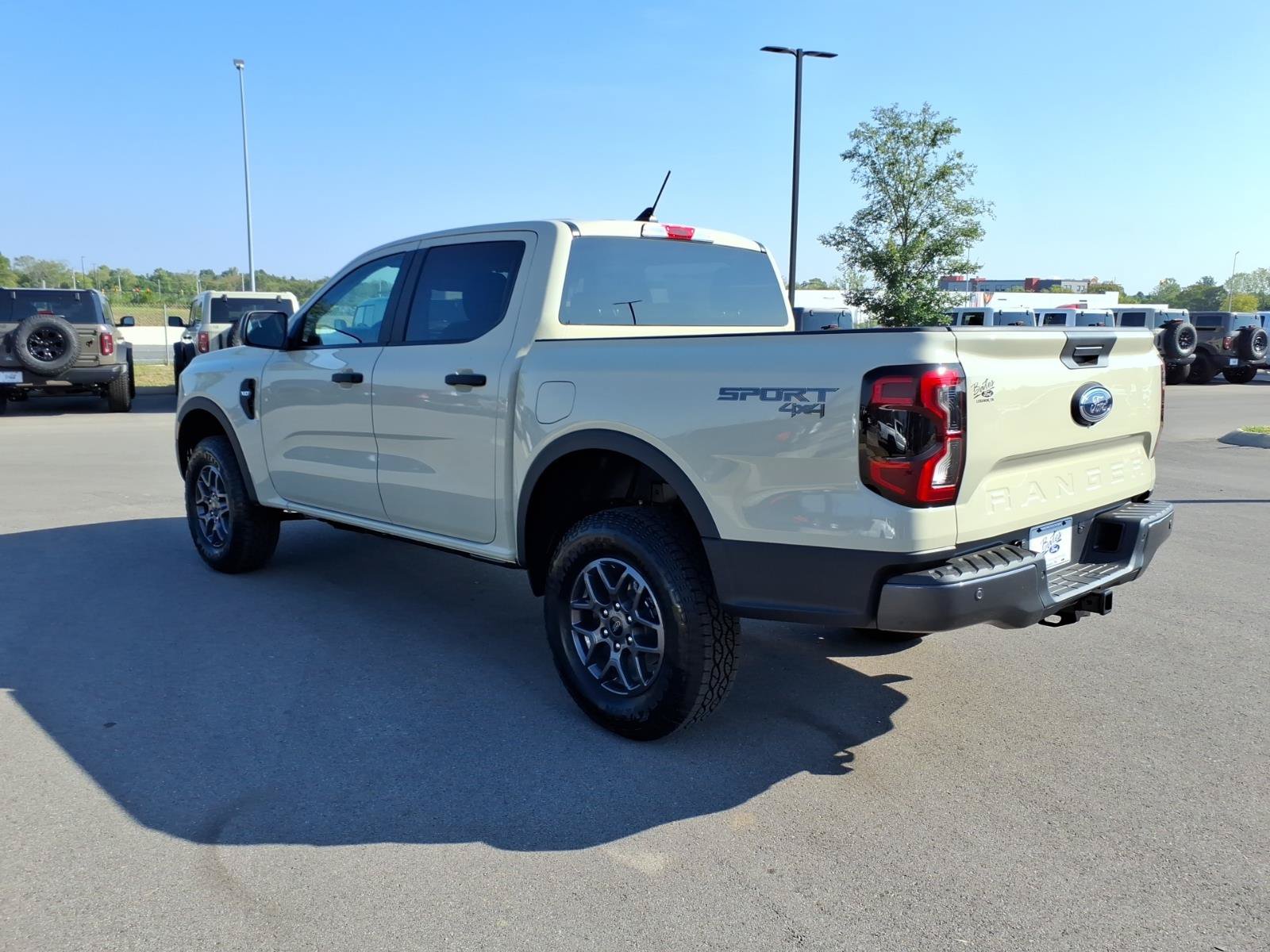 New 2026 Ford Ranger XLT w/ Trailer Tow Package AWD/4WD image 5