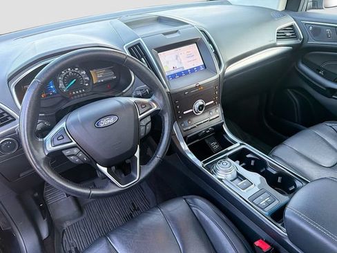 Used 2020 Ford Edge Titanium w/ Equipment Group 301A AWD/4WD image 9