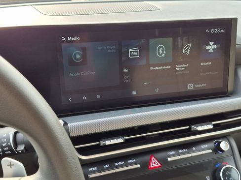 Used 2025 Hyundai Sonata SEL FWD image 17