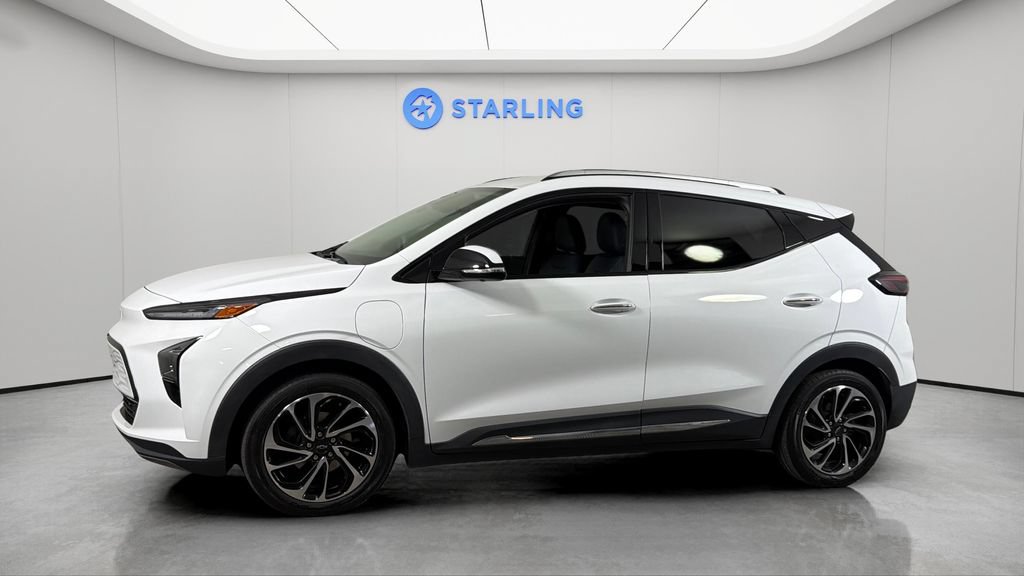 Certified 2023 Chevrolet Bolt EUV Premier FWD image 3