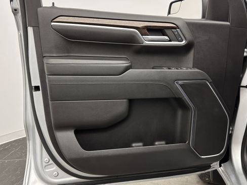 Used 2022 GMC Sierra 1500 Elevation image 11