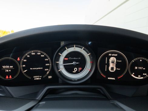 Used 2022 Porsche 911 Turbo S image 58