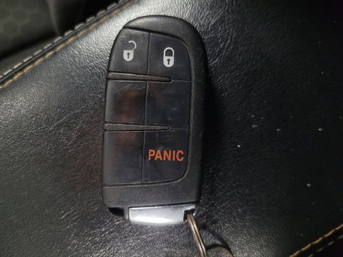 Used 2019 Jeep Compass Sport w/ Tech Group FWD image 32