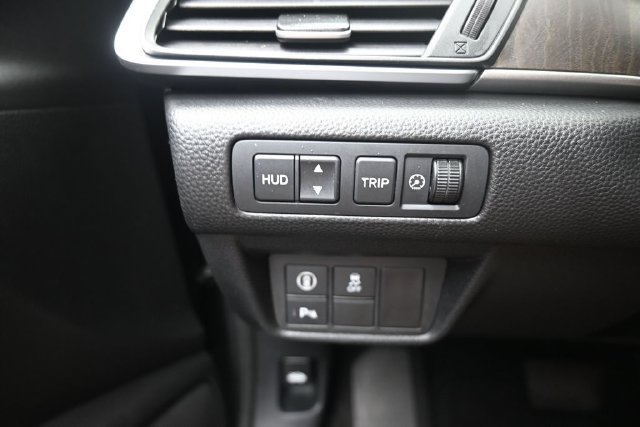 Used 2018 Honda Accord Touring image 18