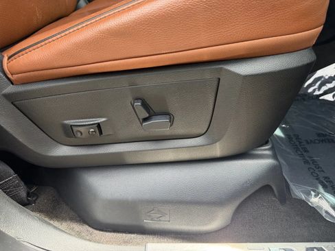 Used 2017 RAM 1500 Laramie Longhorn AWD/4WD image 35