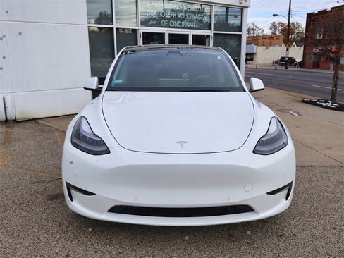 Used 2021 Tesla Model Y Performance image 6