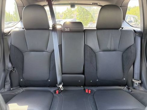 Certified 2025 Subaru Forester Touring w/ Popular Package - Touring AWD/4WD image 26