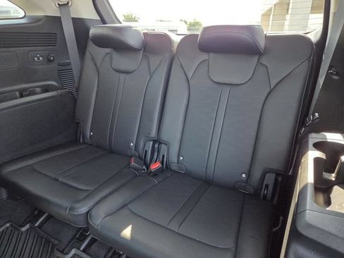 Used 2024 Kia Sorento SX AWD/4WD image 34