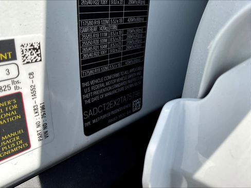 New 2026 Jaguar F-PACE R-Dynamic S image 37