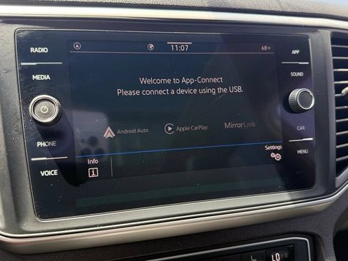 Used 2021 Volkswagen Atlas SE FWD image 26