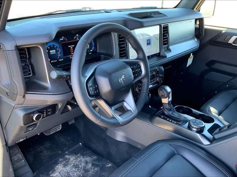 New 2026 Ford Bronco Big Bend image 8