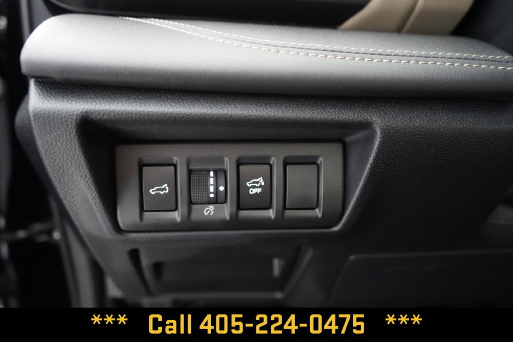 Used 2025 Subaru Outback Limited AWD/4WD image 31
