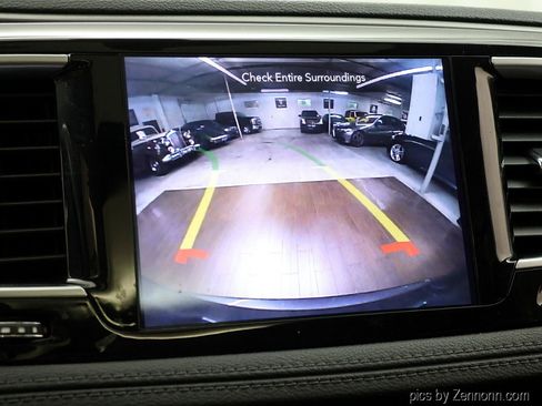 Used 2019 Chrysler Pacifica Limited FWD image 22
