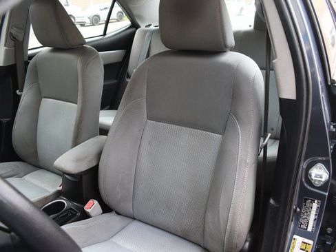 Used 2016 Toyota Corolla LE FWD image 17