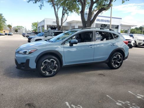 Used 2023 Subaru Crosstrek 2.5i Limited AWD/4WD image 2