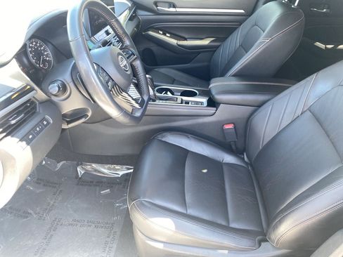 Certified 2023 Nissan Altima 2.0 SR FWD image 26