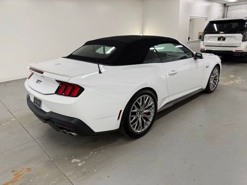 Used 2024 Ford Mustang GT Premium image 6