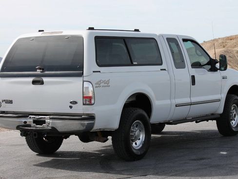 Used 2000 Ford F250 XLT image 8