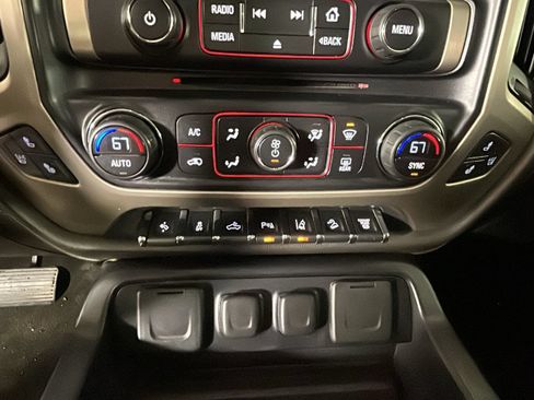 Used 2015 GMC Sierra 2500 Denali AWD/4WD image 24