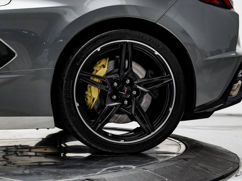 Used 2023 Chevrolet Corvette Stingray Premium Cpe w/ Z51 Performance Package image 94