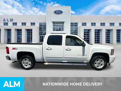 Used 2013 Chevrolet Silverado 1500 LTZ w/ LTZ Plus Package AWD/4WD image 4