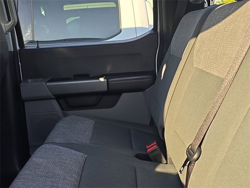 Used 2025 Ford F250 XLT image 9