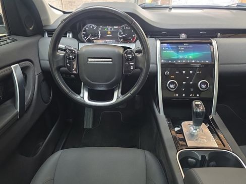 Used 2020 Land Rover Discovery Sport image 17