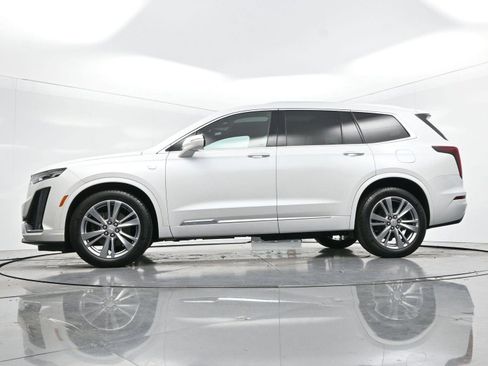 Certified 2024 Cadillac XT6 Premium Luxury image 46