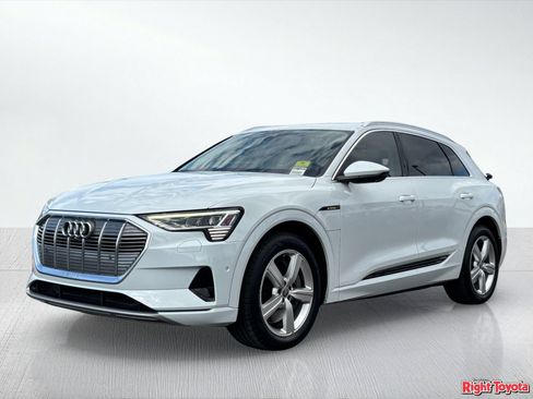 Used 2019 Audi e-tron Premium Plus AWD/4WD image 2