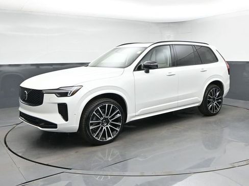 New 2026 Volvo XC90 B6 Ultra w/ Lounge Package AWD/4WD image 4