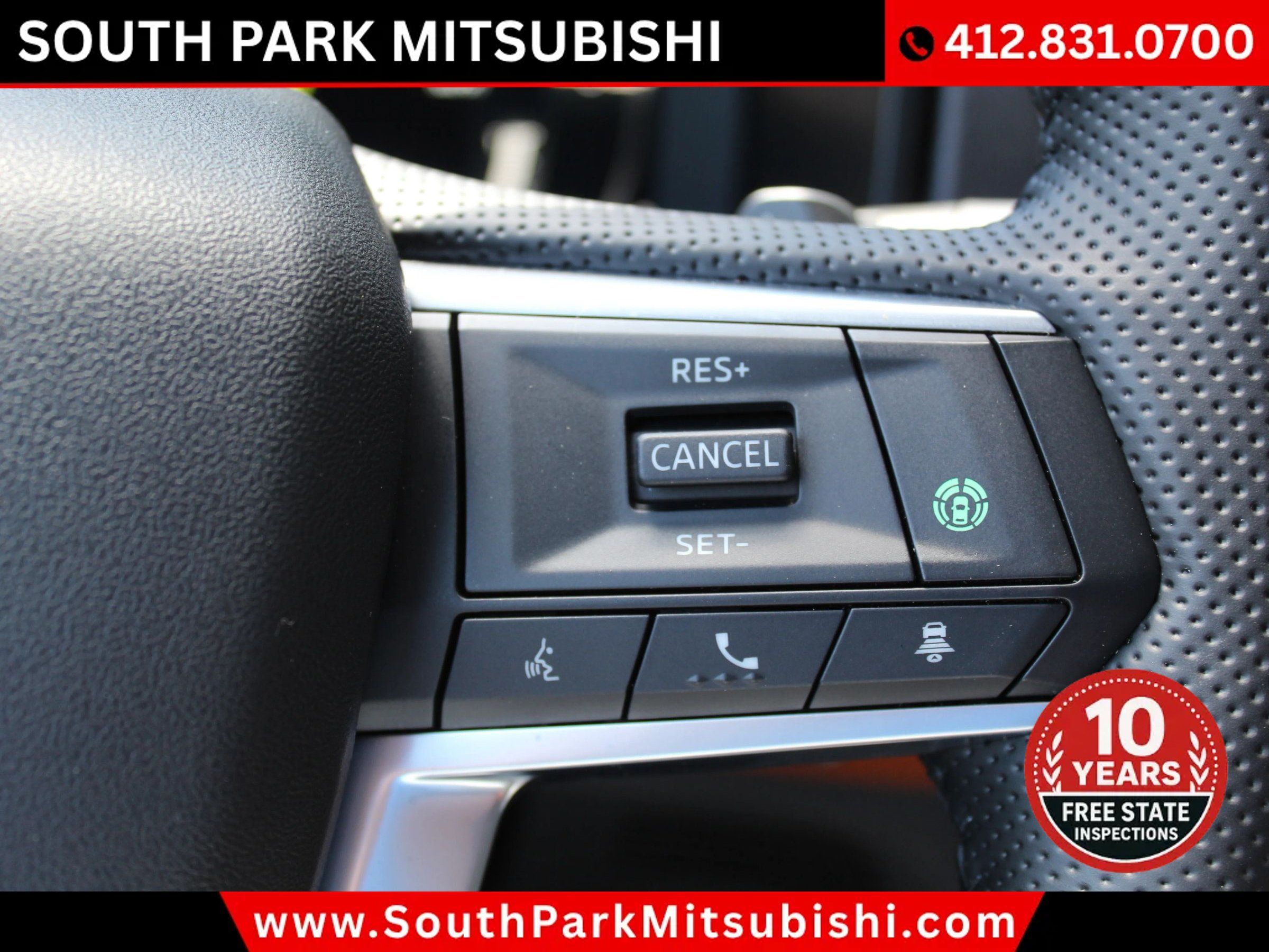 Used 2025 Mitsubishi Outlander 4WD Plug-In Hybrid image 33