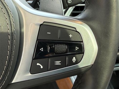 Used 2023 BMW X5 xDrive40i w/ Executive Package image 18