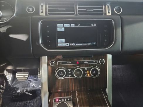 Used 2016 Land Rover Range Rover Supercharged AWD/4WD image 15