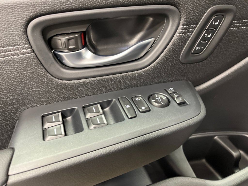 New 2026 Honda Pilot Touring image 15