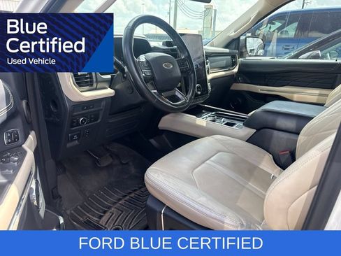 Certified 2024 Ford Expedition Max Platinum RWD image 9
