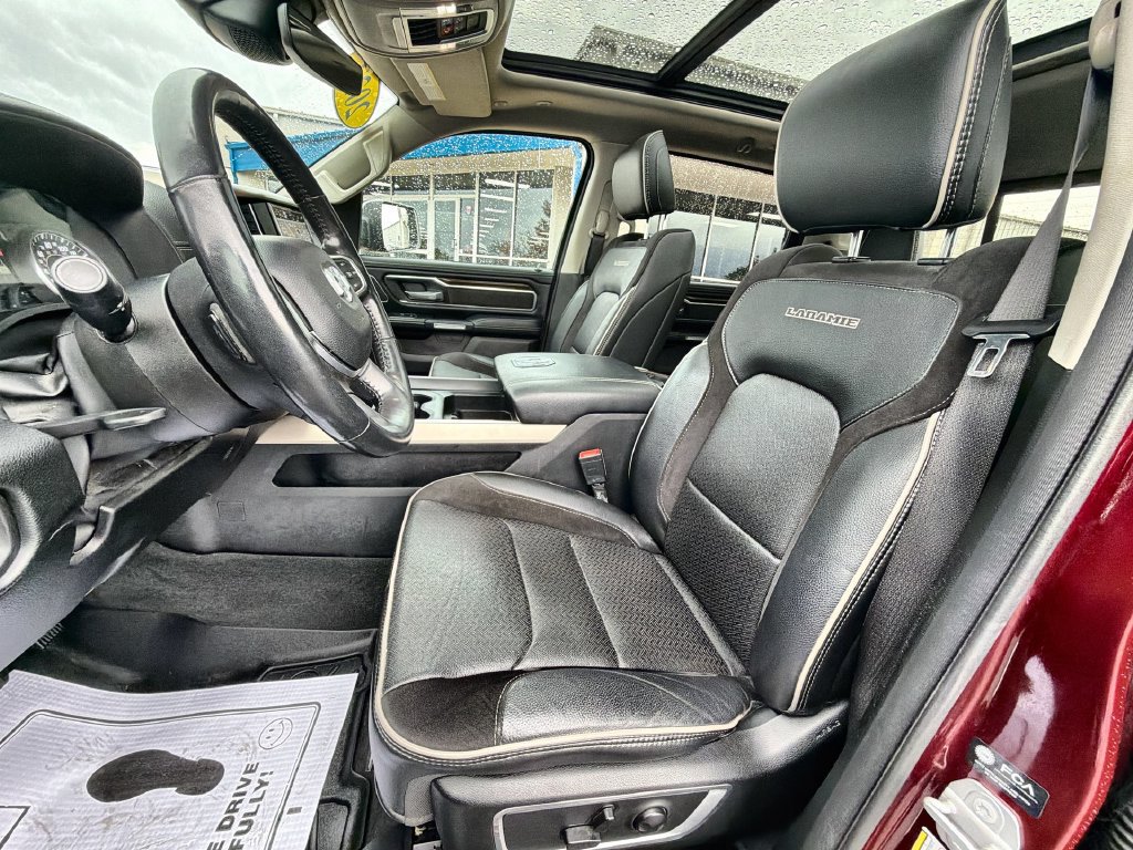 Used 2022 RAM 1500 Laramie AWD/4WD image 13