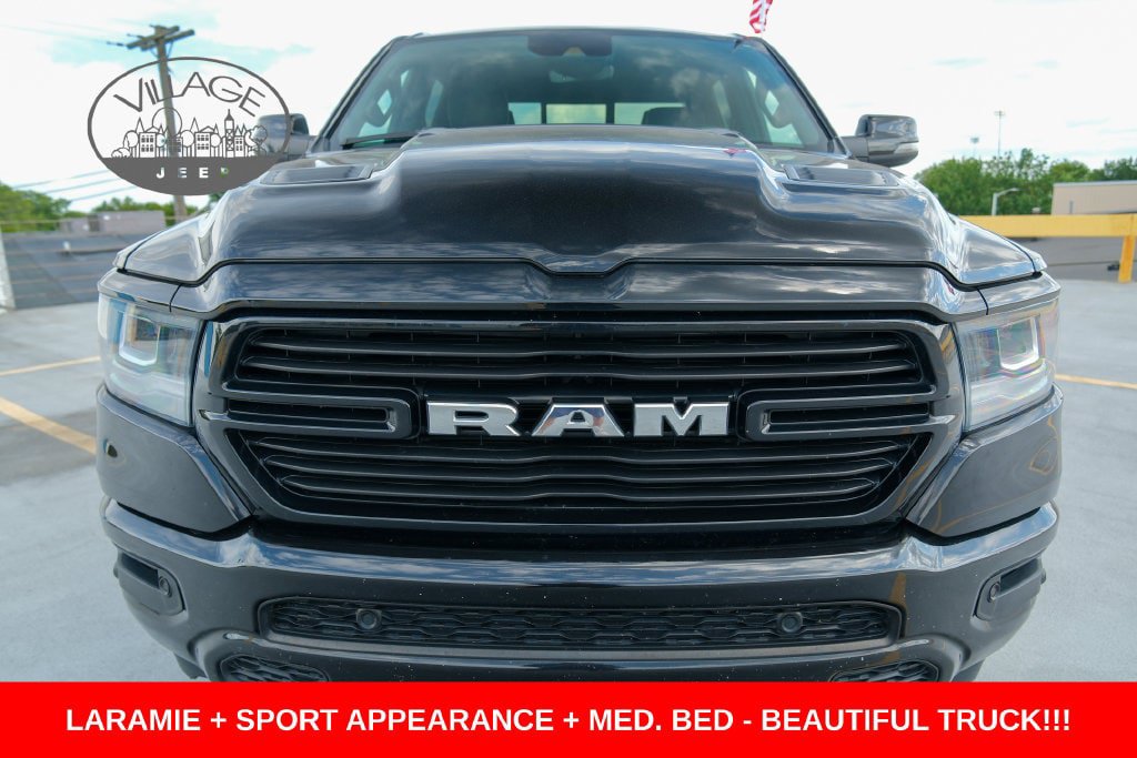 Used 2023 RAM 1500 Laramie AWD/4WD image 3