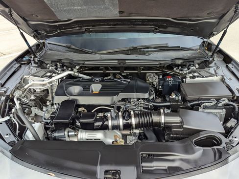 Certified 2025 Acura TLX w/ Technology Package image 32