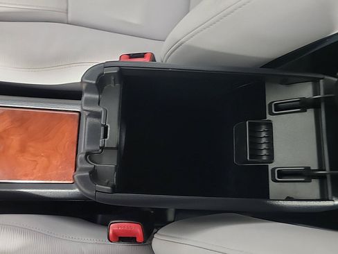 Used 2010 Lexus HS 250h FWD image 38