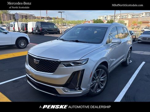 Used 2020 Cadillac XT6 Premium Luxury image 1