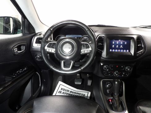 Used 2021 Jeep Compass Latitude AWD/4WD image 11