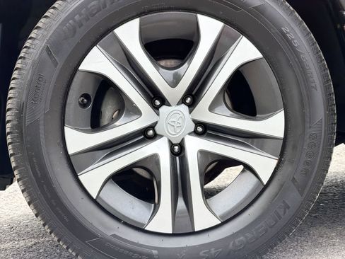 Used 2017 Toyota RAV4 LE w/ All Weather Liner Package AWD/4WD image 14