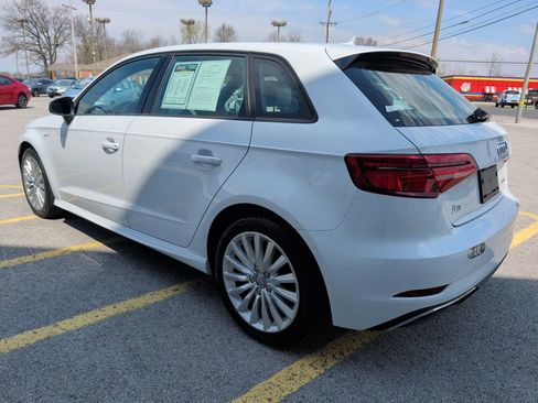 Used 2017 Audi A3 e-tron Premium image 5