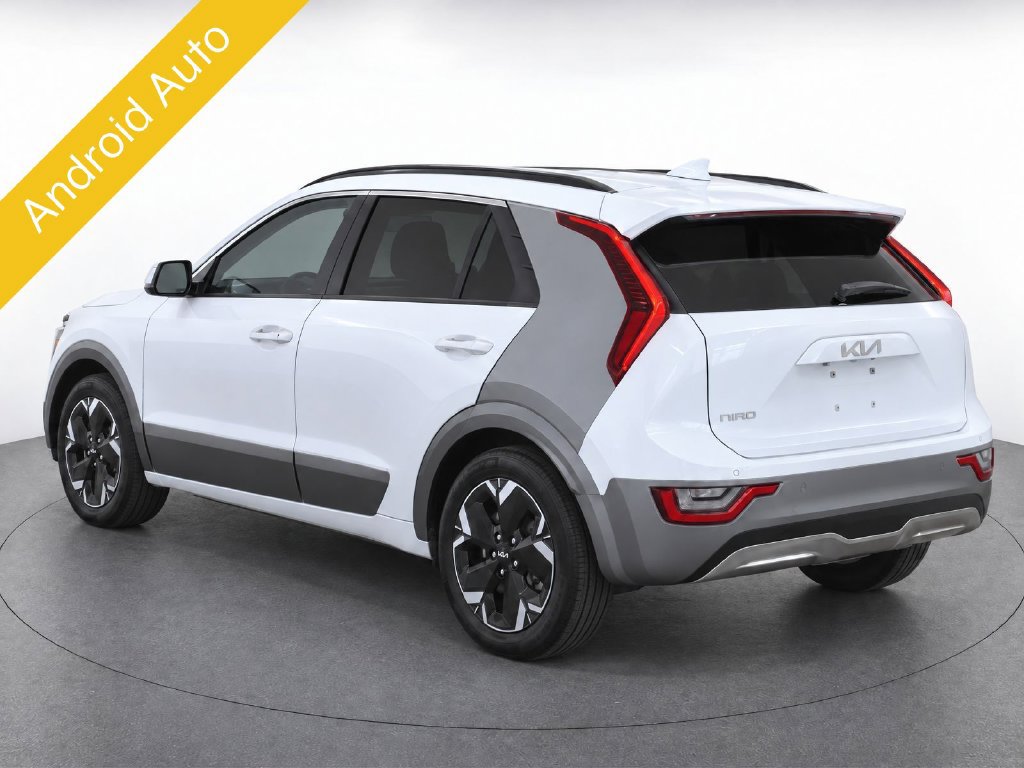Certified 2024 Kia Niro Wave w/ Wave Preserve Package FWD image 4